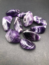 Load image into Gallery viewer, Chevron amethyst
